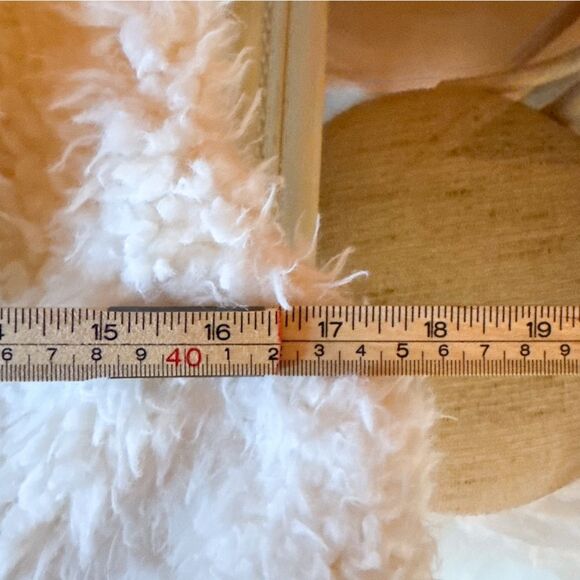 Ci Sono by Cavallini Faux Fur Vest w/ Pockets – Size S - Picture 11 of 11